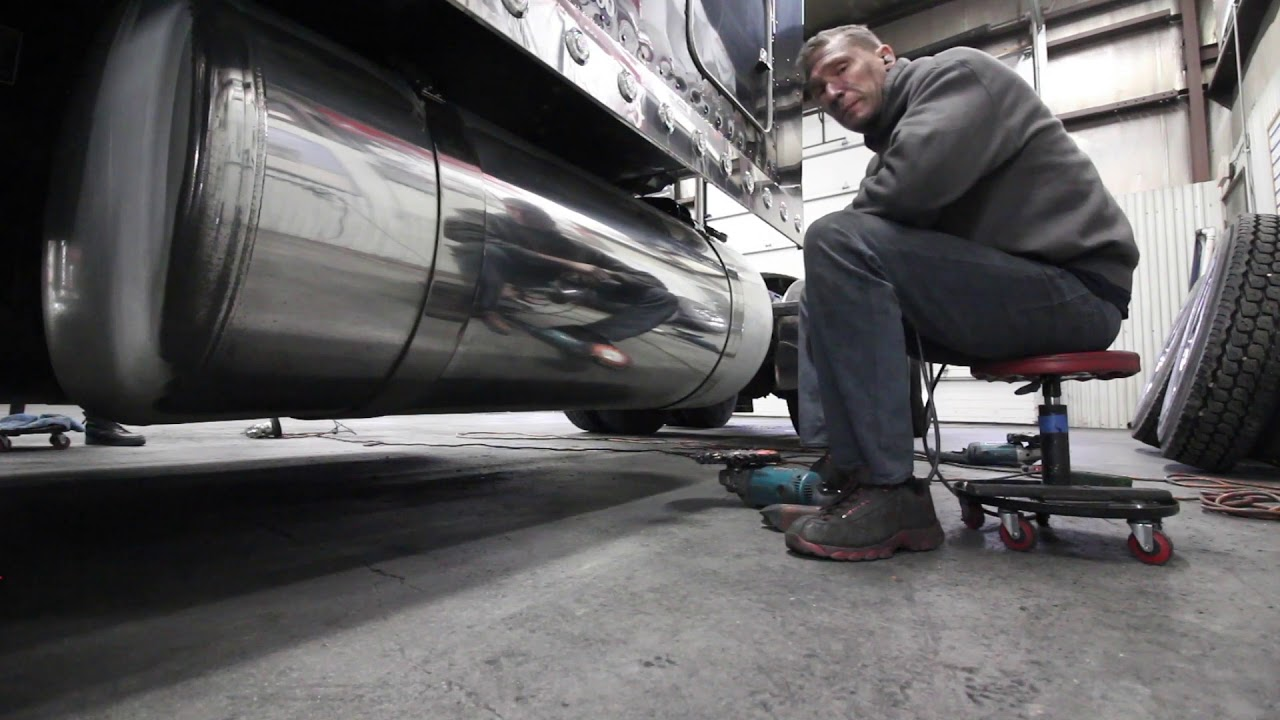 The Role of Fuel Tank Polishing in Preventing Rust and Corrosion